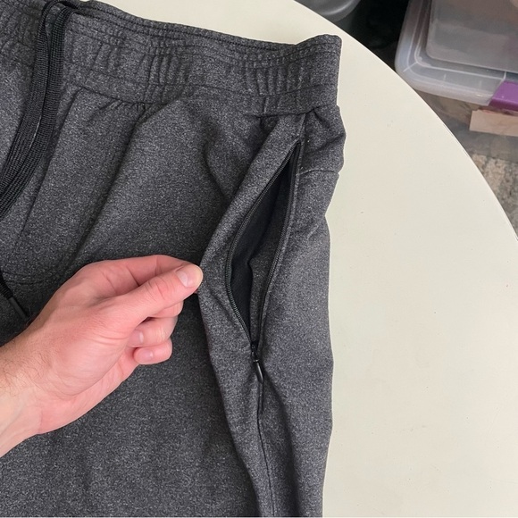 Public Rec Men’s Stretch Sweatpant Gray 34x30 - Picture 4 of 8
